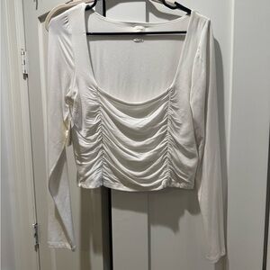 NWT Aritzia White Ruched Blouse
